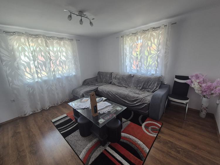 Casă individuală cu 3 camere cu Teren 746 Mp în Vingard