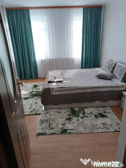 Casă cu 4 camere cu Teren 5200 Mp în Rădăuți
