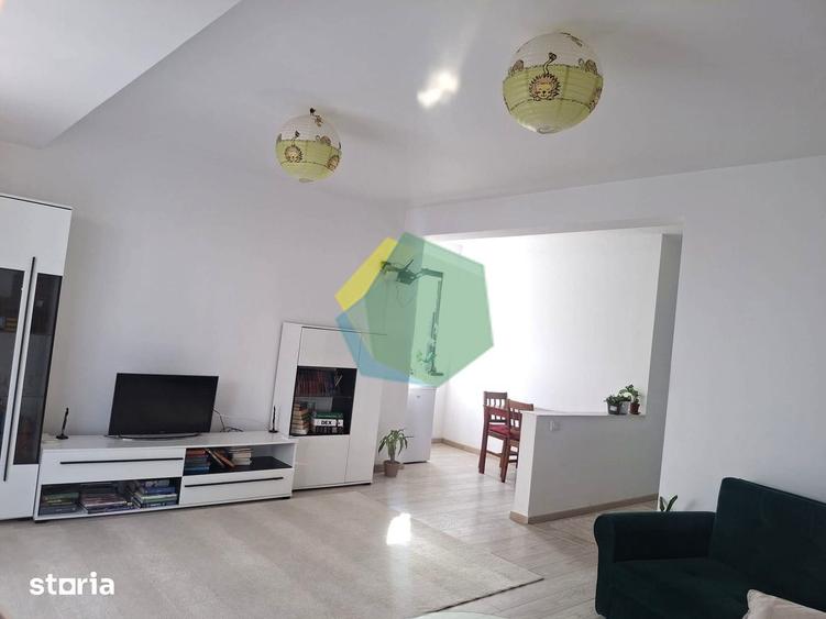 Casă cu 3 camere cu Teren 200 Mp în Central