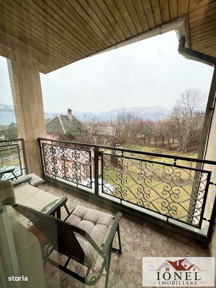 Casă cu 4 camere cu Teren 936 Mp în Abrud