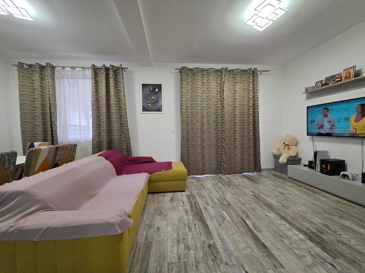 Duplex cu 4 camere cu Teren 174 Mp în Central