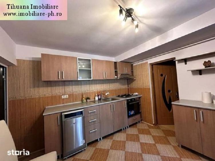 Casă individuală cu 7 camere cu Canalizare în Bereasca
