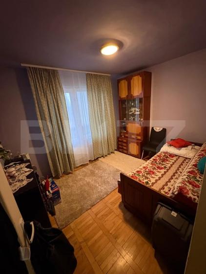 Apartament cu 4 camere decomandat, mobilat în Sângeorgiu de Mureș