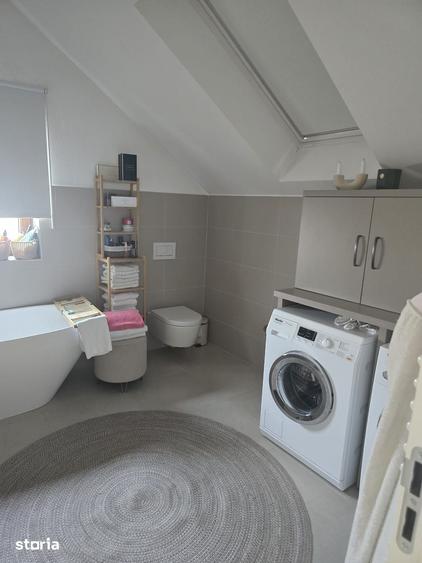 Casă cu 4 camere cu Teren 635 Mp în Mărtinești