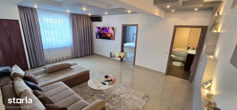 Apartament cu 3 camere semidecomandat în Zona Industrială