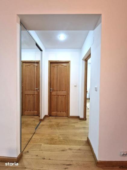 Apartament cu 3 camere în Romană