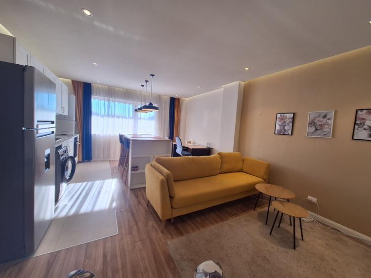 Apartament cu 2 camere semidecomandat, mobilat în Florești