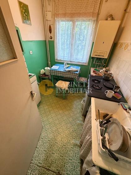 Apartament cu 4 camere, mobilat în Podu Roș