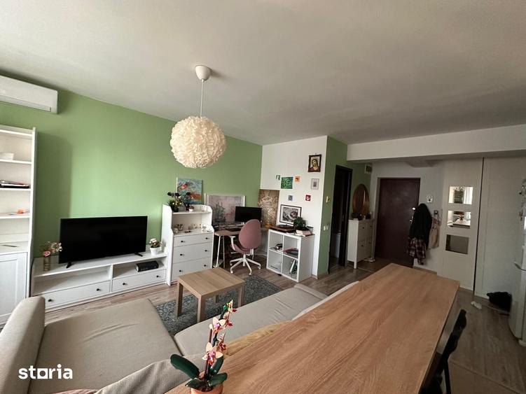 Apartament cu 2 camere decomandat în Ozana