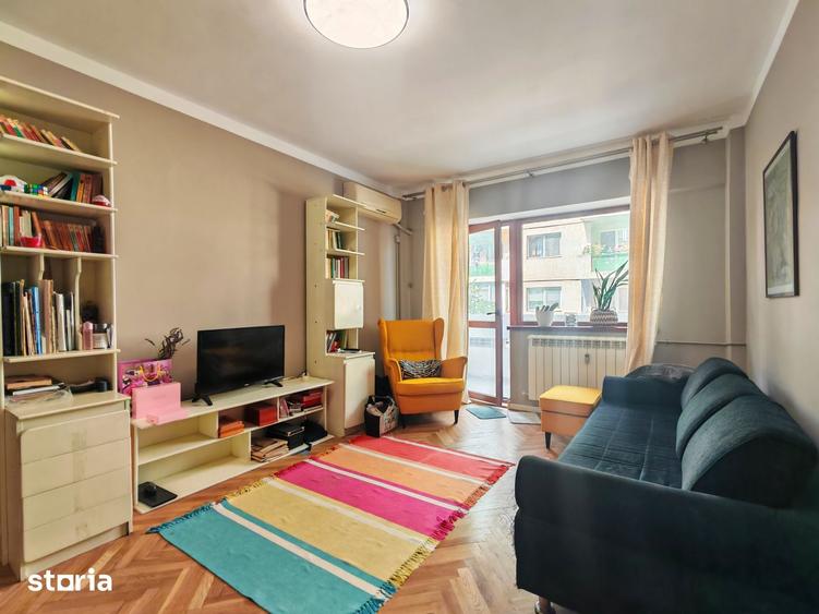 Apartament cu 3 camere semidecomandat în Ultracentral