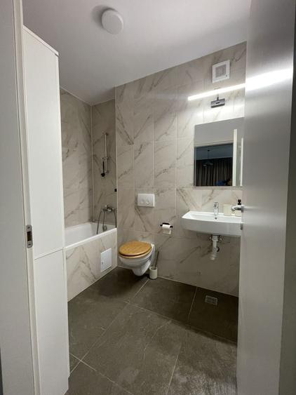 Apartament cu 2 camere decomandat în Lipovei