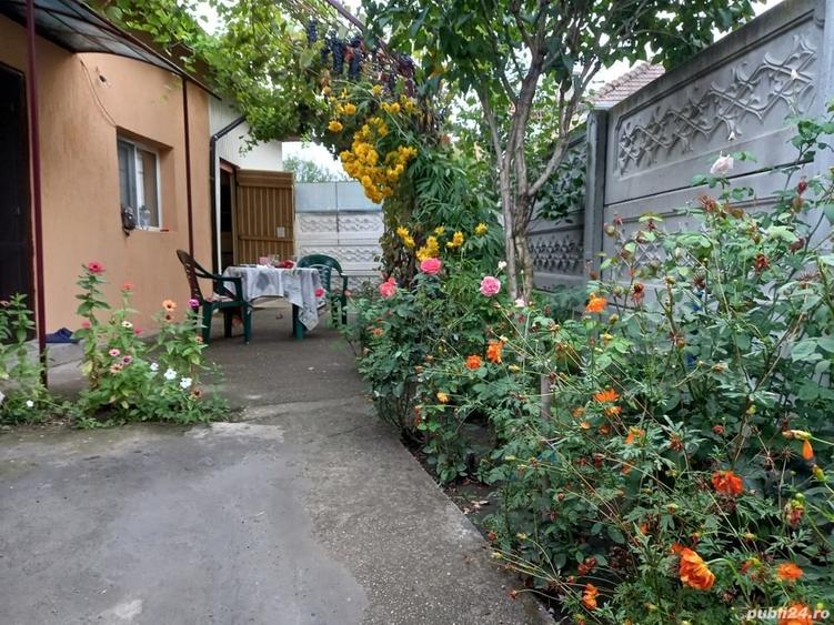 Casă cu 2 camere în Roșiori de Vede