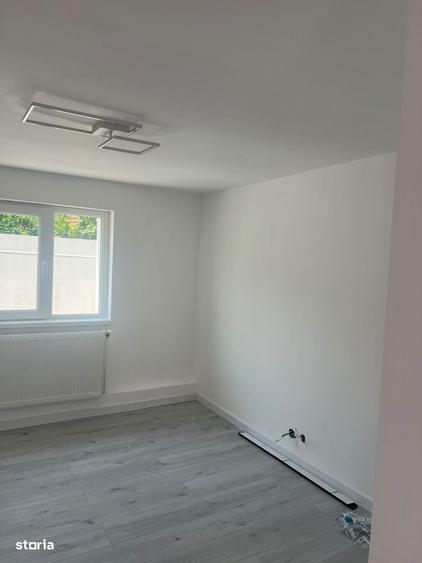 Casă cu 3 camere în Central