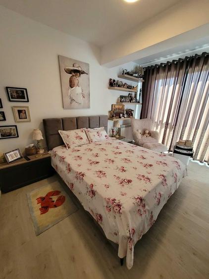 Apartament cu 3 camere semidecomandat în Nord