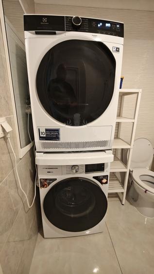 Apartament cu 3 camere decomandat, mobilat în 9 Mai
