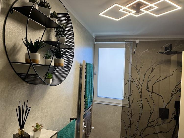 Apartament cu 2 camere decomandat în Ultracentral