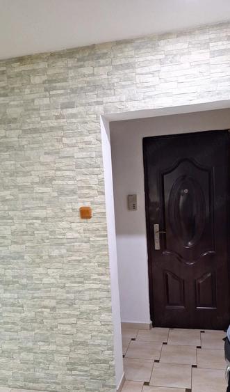Apartament cu 3 camere decomandat în Nord