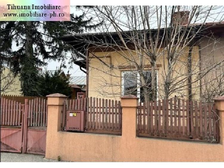 Casă individuală cu 3 camere cu Canalizare în Lupeni