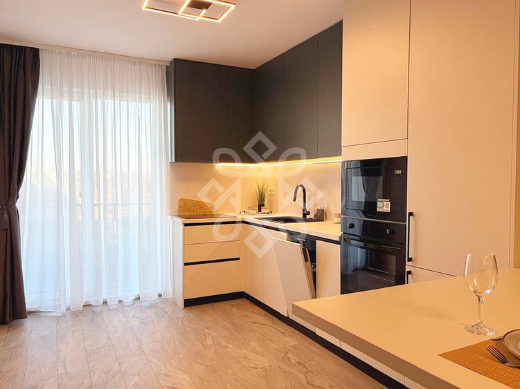Apartament cu 2 camere semidecomandat, mobilat în Nufărul