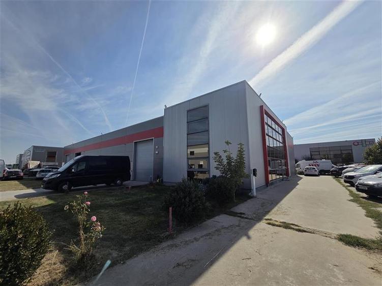 Spațiu industrial, de 1,100 mp, în Central
