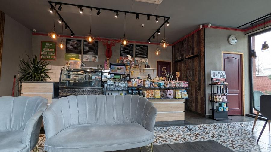 Spațiu comercial, de 89.769996643066 mp, în Berceni