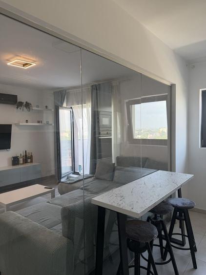 Garsonieră decomandată în Lacul Morii
