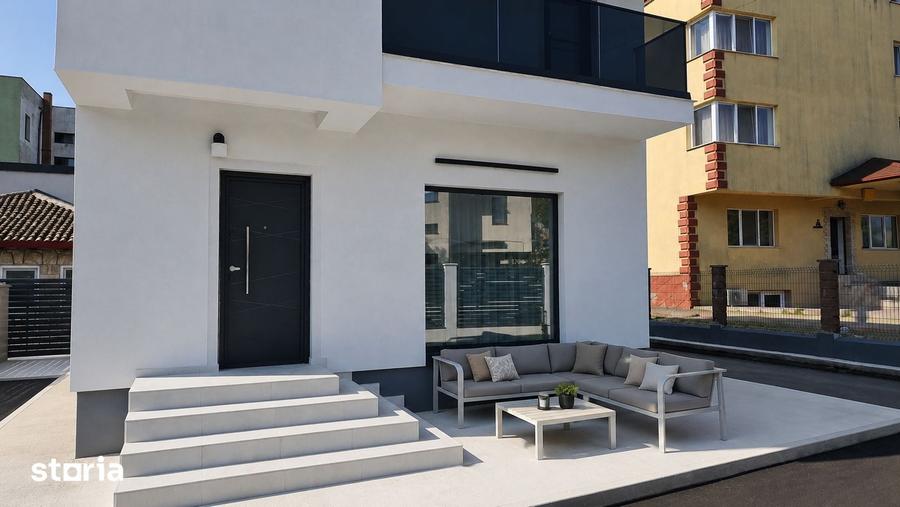 Casă cu 3 camere cu Teren 250 Mp în Sud