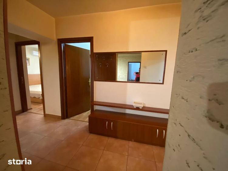 Apartament cu 4 camere decomandat în Pantelimon