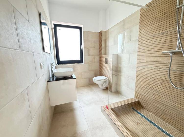 Casă individuală cu 4 camere cu Canalizare în Mogoșoaia
