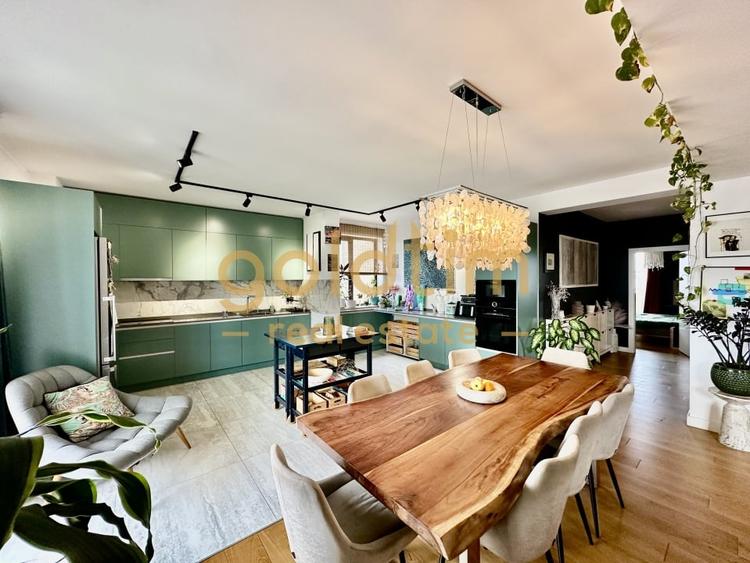 Penthouse cu 4 camere decomandat, mobilat în Pipera