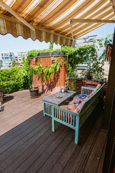 Apartament cu 3 camere decomandat, mobilat în Rosetti