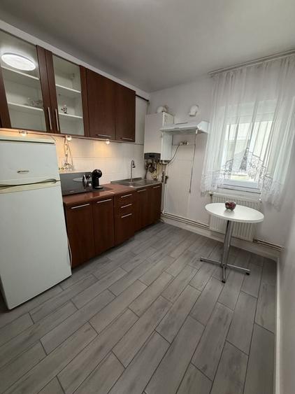 Garsonieră decomandată în Central