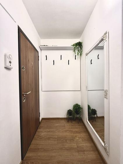 Apartament cu 2 camere semidecomandat în Rogerius