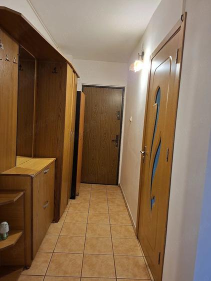 Apartament cu 2 camere decomandat în Soarelui
