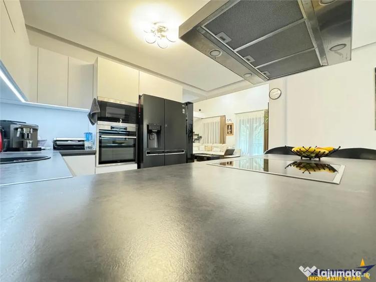 Casă cu 4 camere cu Teren 1620 Mp în Livezeni