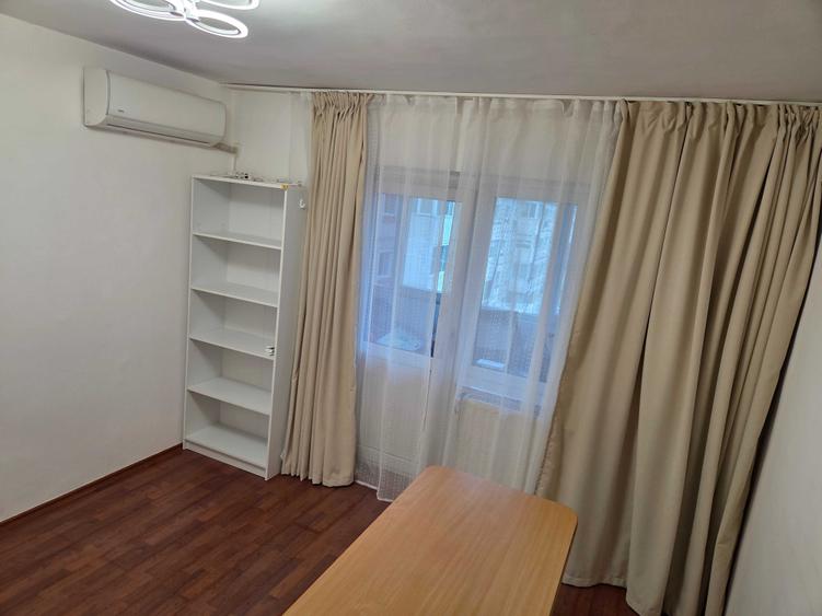 Apartament cu 3 camere decomandat în Calea Aradului
