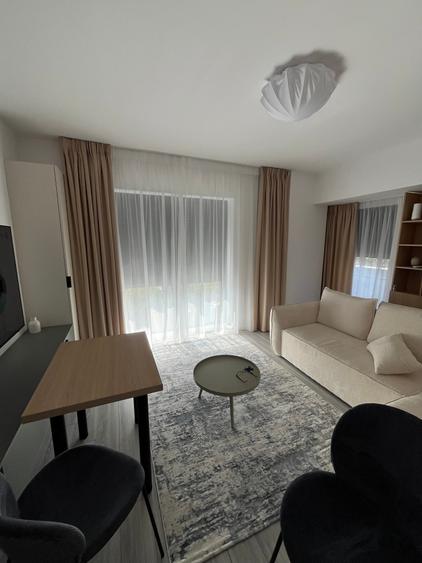 Apartament cu 2 camere în Apărătorii Patriei