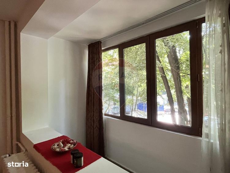 Apartament cu 2 camere decomandat în Alexandru Obregia