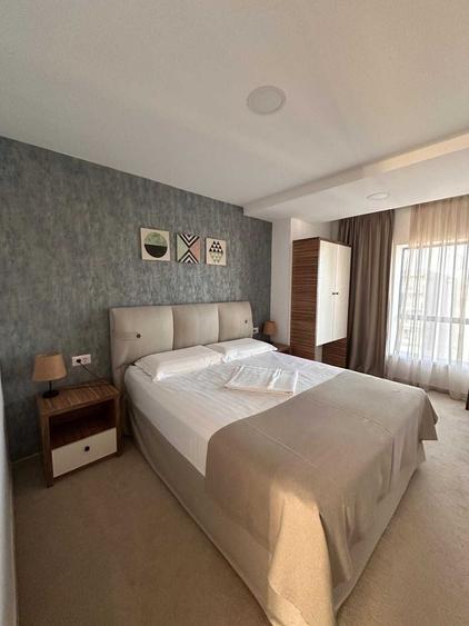 Apartament cu 4 camere decomandat în Central