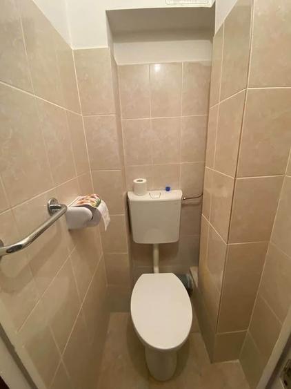 Apartament cu 3 camere decomandat în Dristor