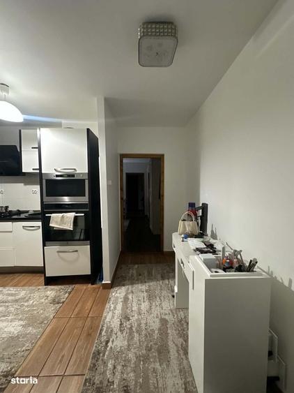 Apartament cu 2 camere semidecomandat în Micro 16