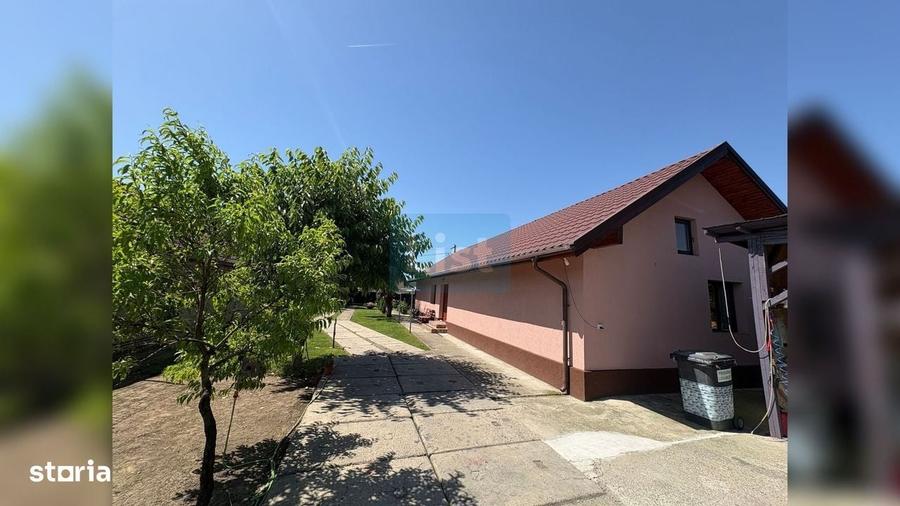 Casă cu 4 camere în Stăncești