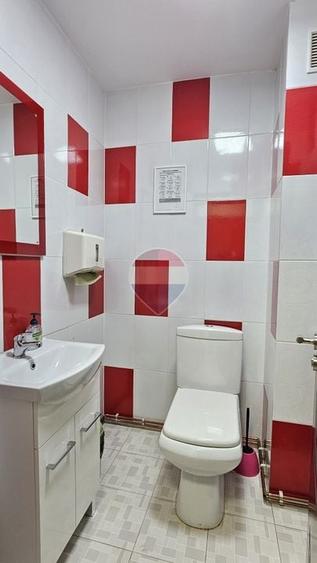 Spațiu comercial, de 62 mp, în Trivale