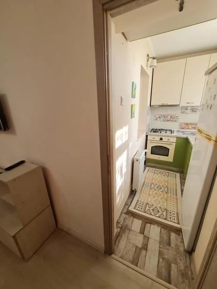 Apartament cu 2 camere nedecomandat în Tătărași