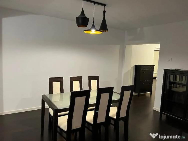 Apartament cu 4 camere decomandat în Spitalul Județean