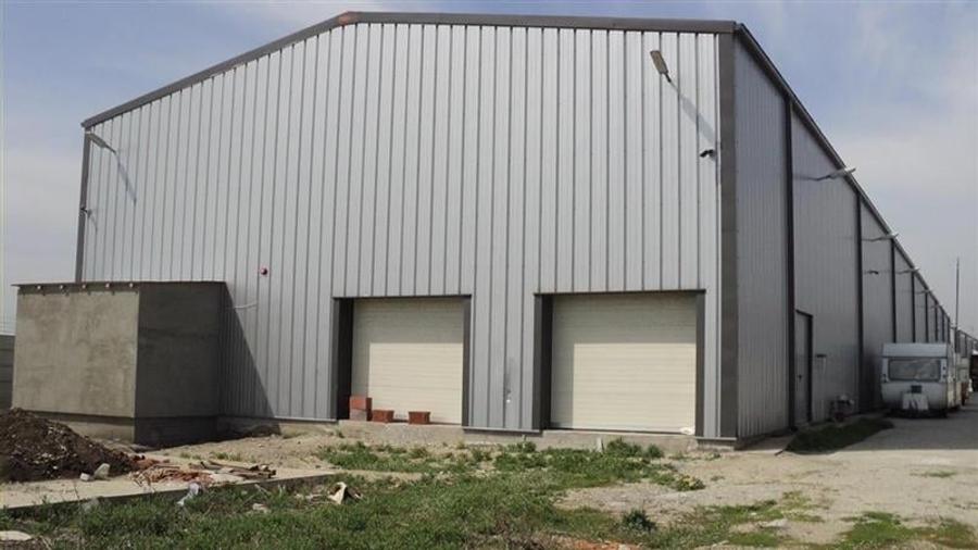 Spațiu industrial, de 1,525 mp, în Central
