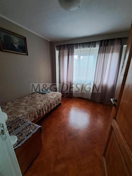 Apartament cu 3 camere decomandat în Semicentral