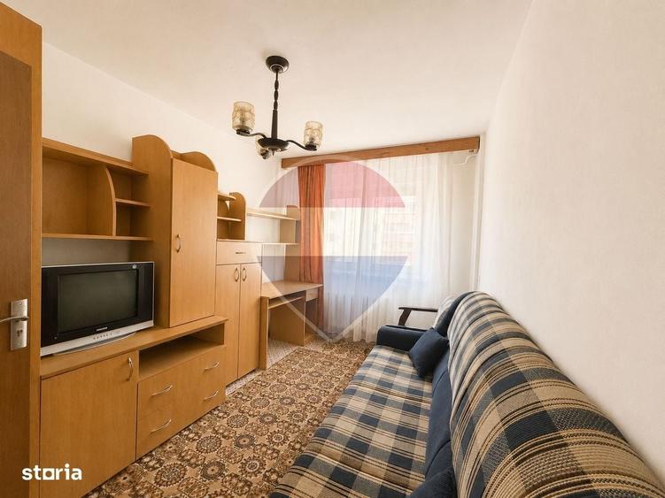 Apartament cu 3 camere în Răcădău