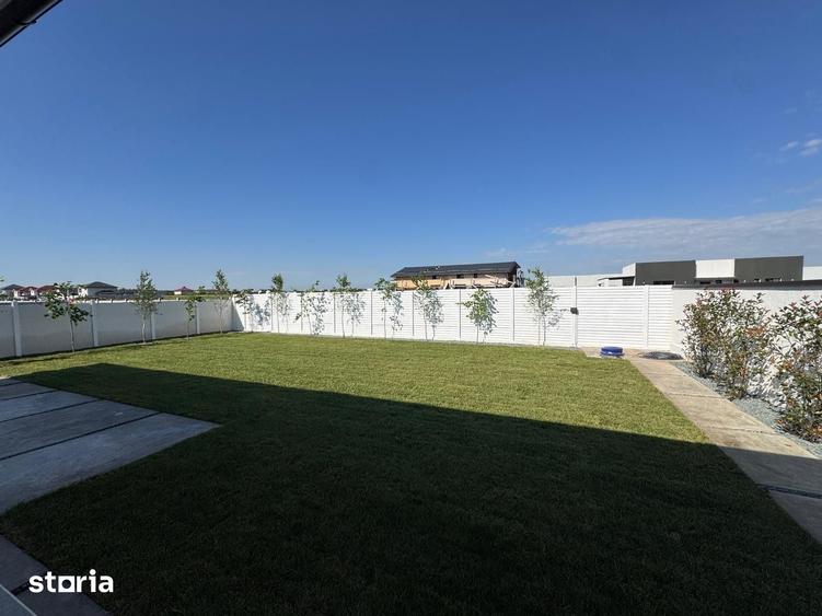 Casă cu 6 camere cu Teren 500 Mp în Clinceni