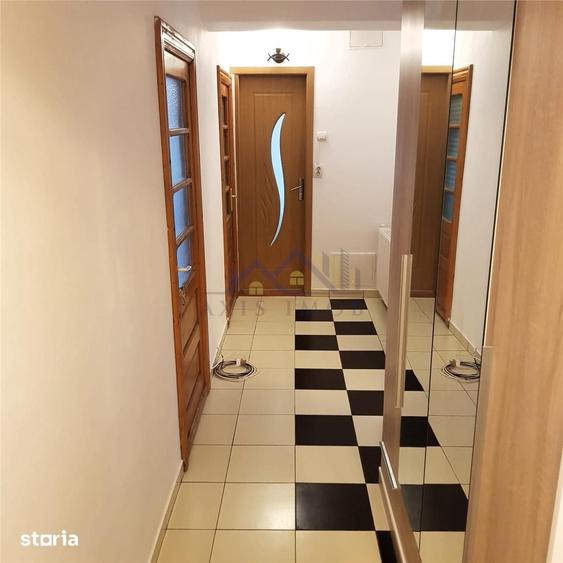 Apartament cu 4 camere decomandat în Dorobanți 2